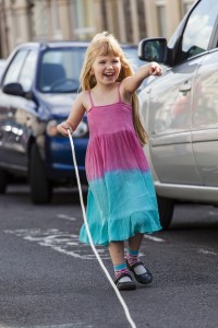 Holding-one-end-skipping-rope